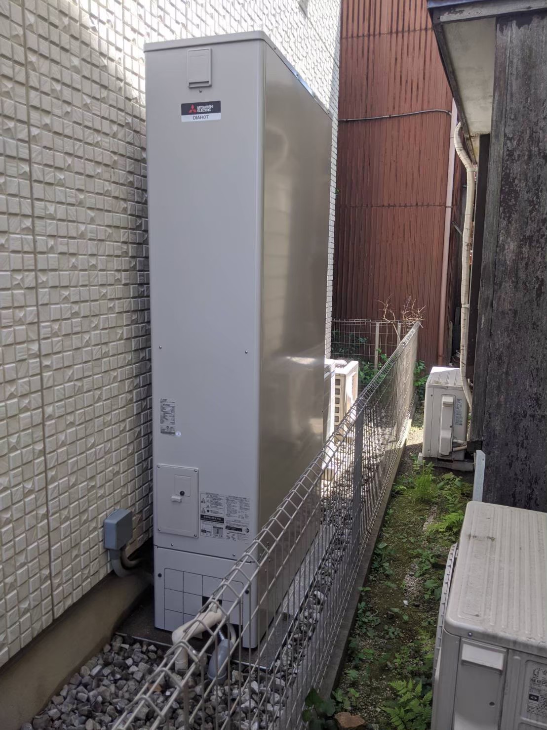 神奈川県小田原市荻窪エコキュート交換工事T様